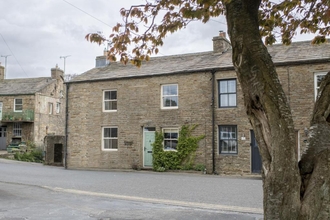 A photograph of Ask House in Hawes.