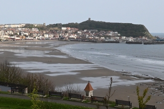 Scarborough 25th April 2025 - Low tide, Howard Roddie