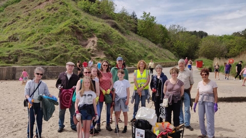Beach clean at Filey South