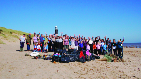 Spurn beach clean