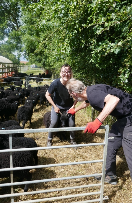 Conservation Grazing Voluntary Trainee Alicia - Howard Roddie