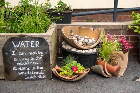 The water corner of the garden – Sara Spillett