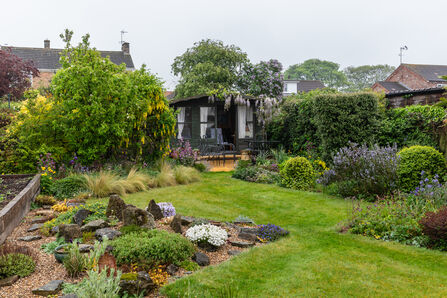 Wildlife friendly garden host Caroline’s Garden combines space for people and wildlife – Simon Tull