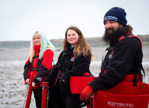 Seagrass planting staff